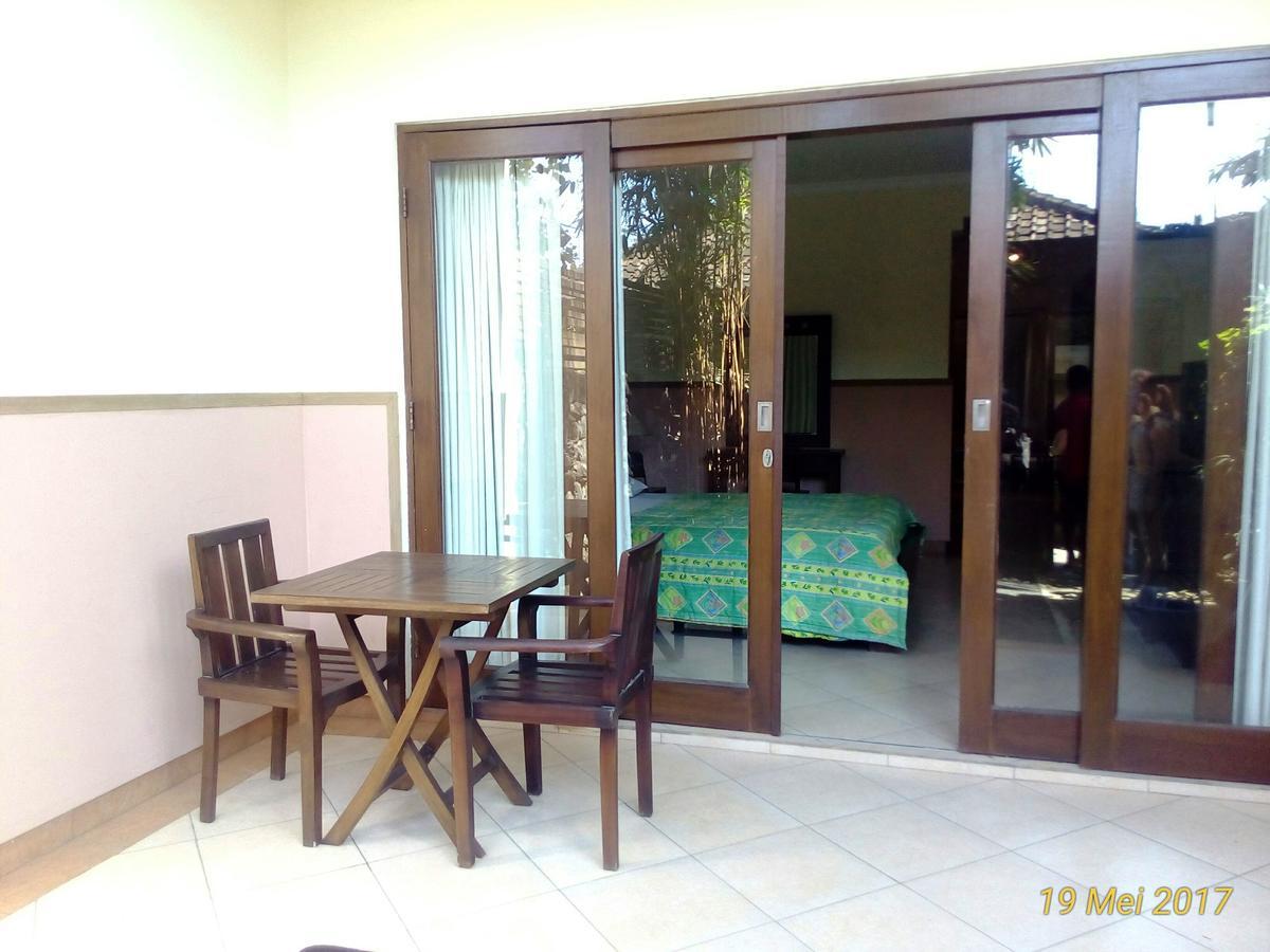 Pondok Alit Resort Seminyak Exterior foto